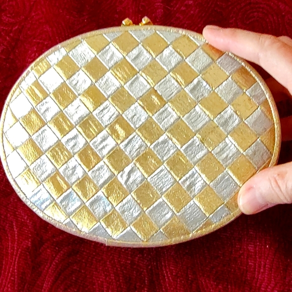 Vanessa Handbags - VANESSA GOLD and SILVER DIAMOND SHAPED METALIC FABRIC OVAL EVENING PURSE.